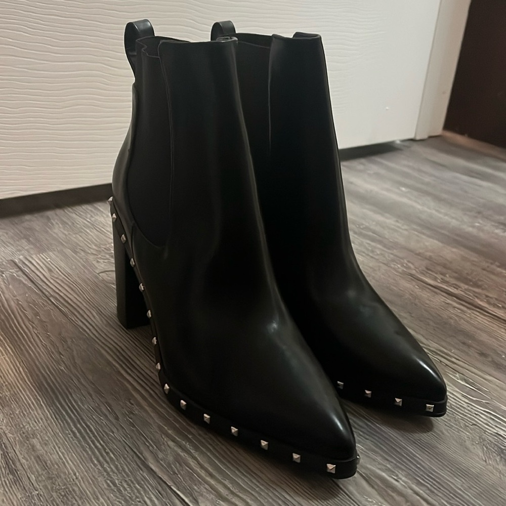 Black Heel Boots size 8.5